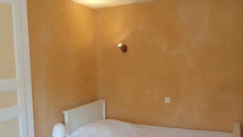 Chambre avec 2 lits simples séparés