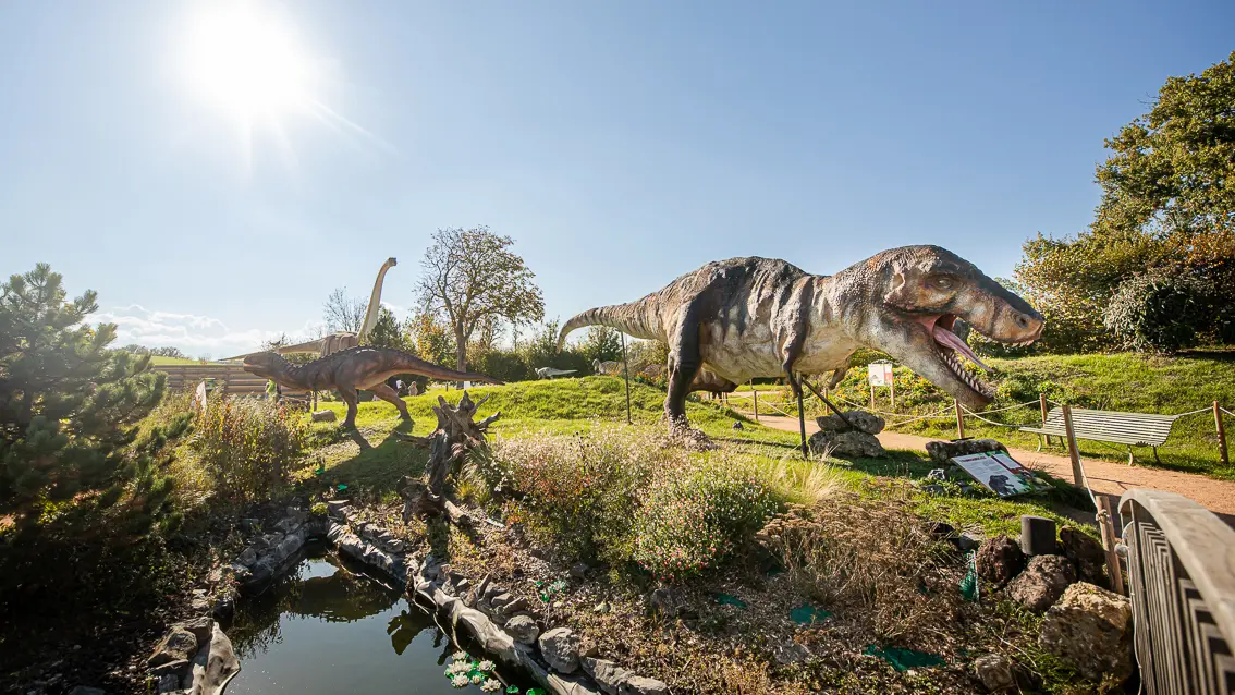 Paléopolis, la colline aux dinosaures_Gannat