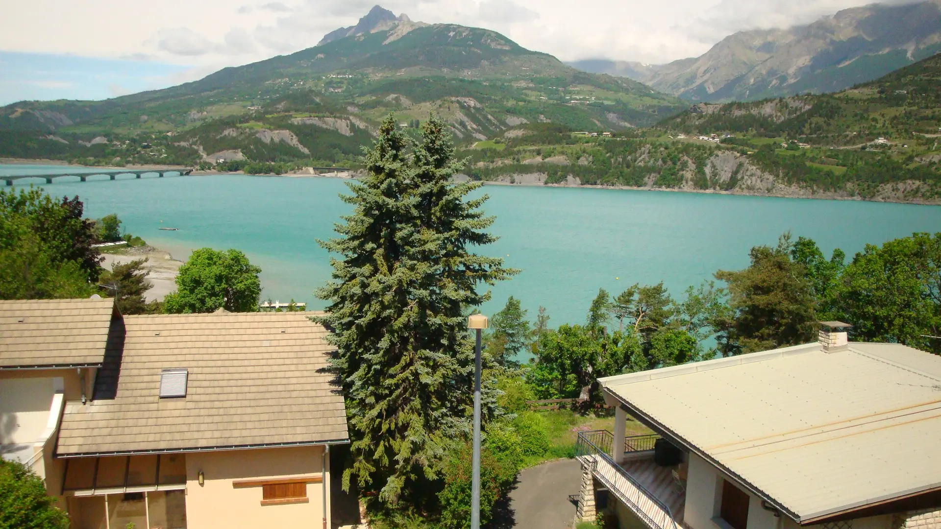 VUE du LAC à partir de la LOGGIA