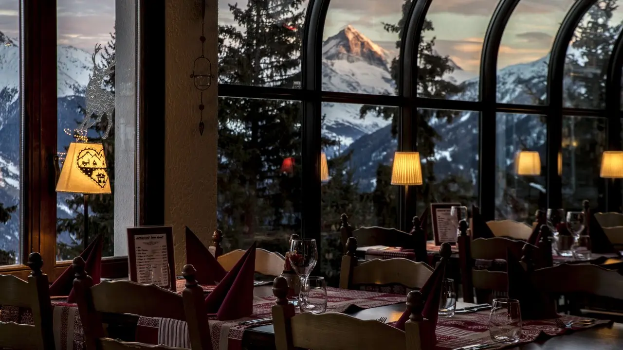 Intérieur Restaurant la Cambuse