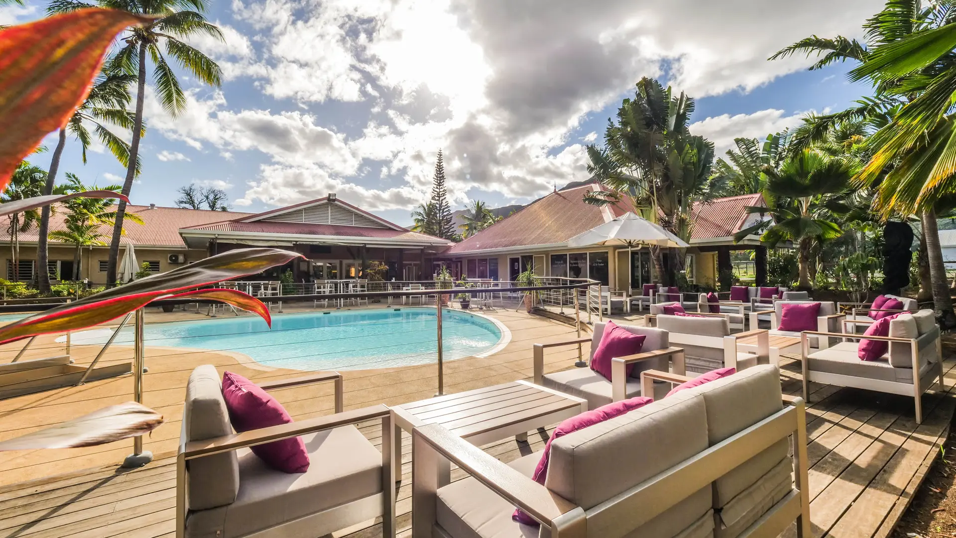 piscine, hôtel Koniambo, Koné