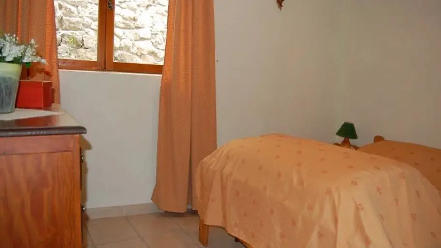 Peyron Noelle - Lys Martago