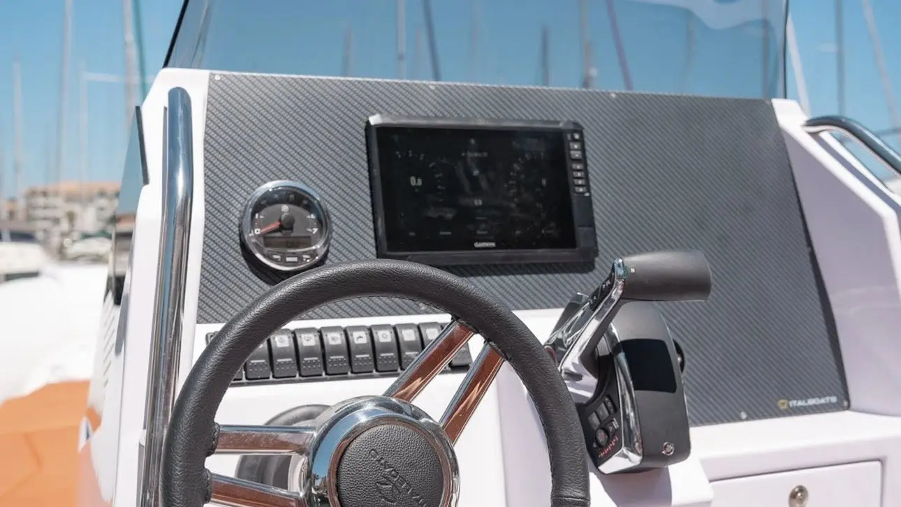 AZZ Yachting_Fréjus