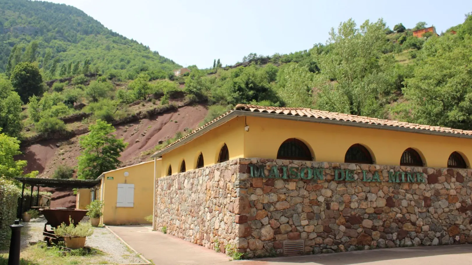 Gîte de Groupe de la Mine Léouvé La Croix sur Roudoule - Gîtes de France Apes-Maritimes