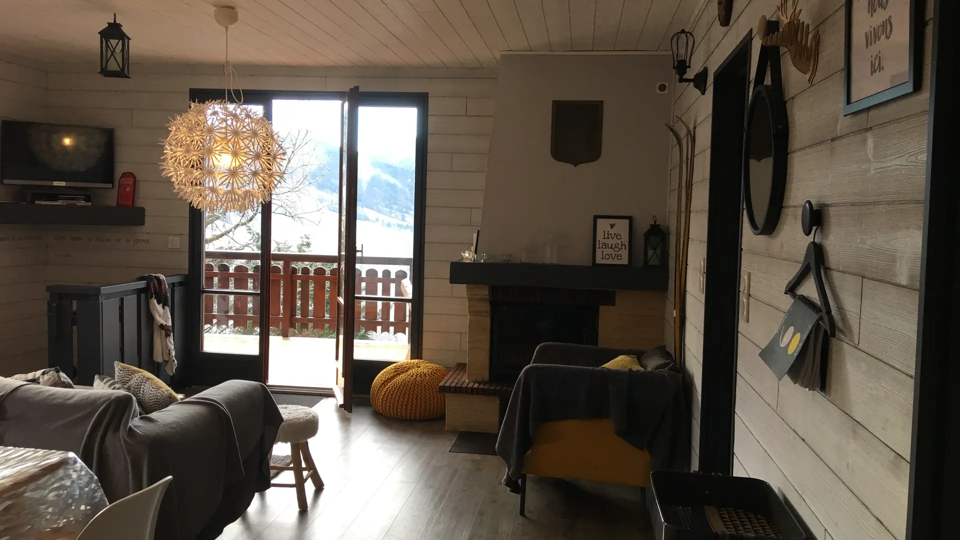 Salon détente au Chalet Rossanaz