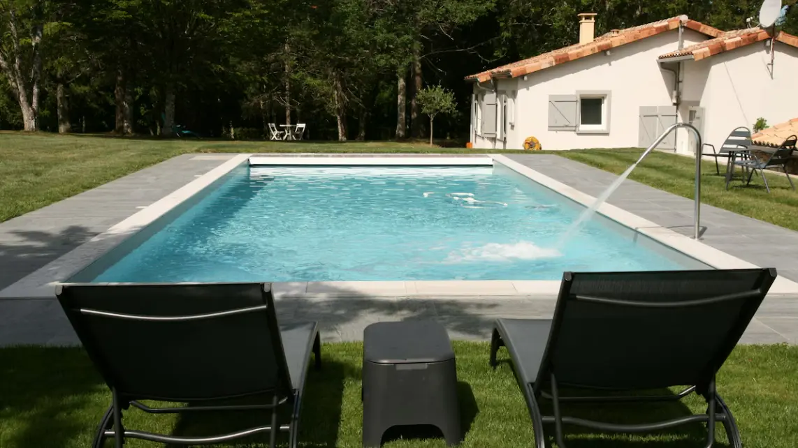 Vue Maison avec piscine