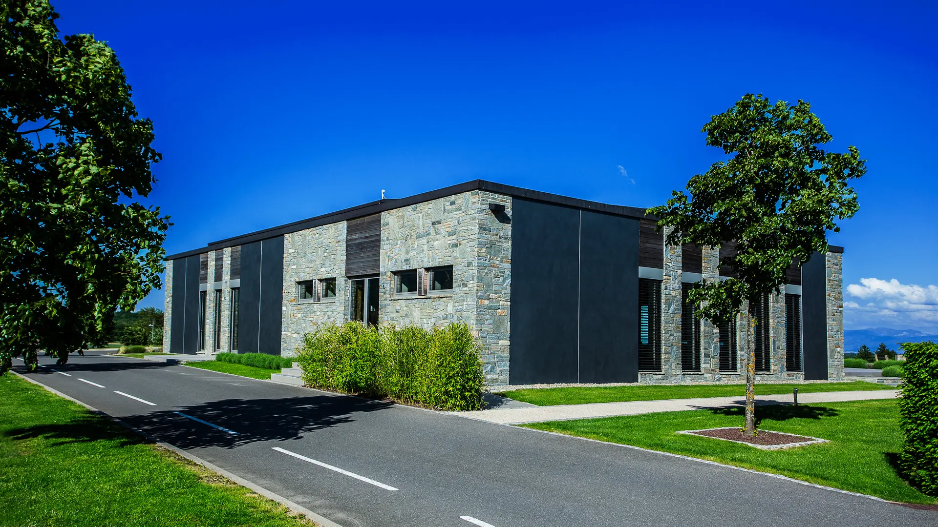 Hangar