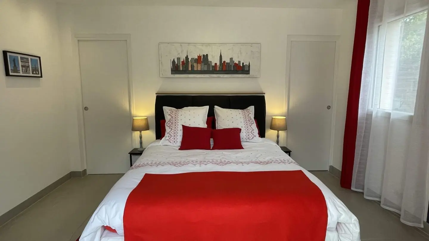 Maison SmartAzur-Chambre Rouge-Chambres d'Hôtes-VENCE-Gîtes de France Alpes-Maritimes
