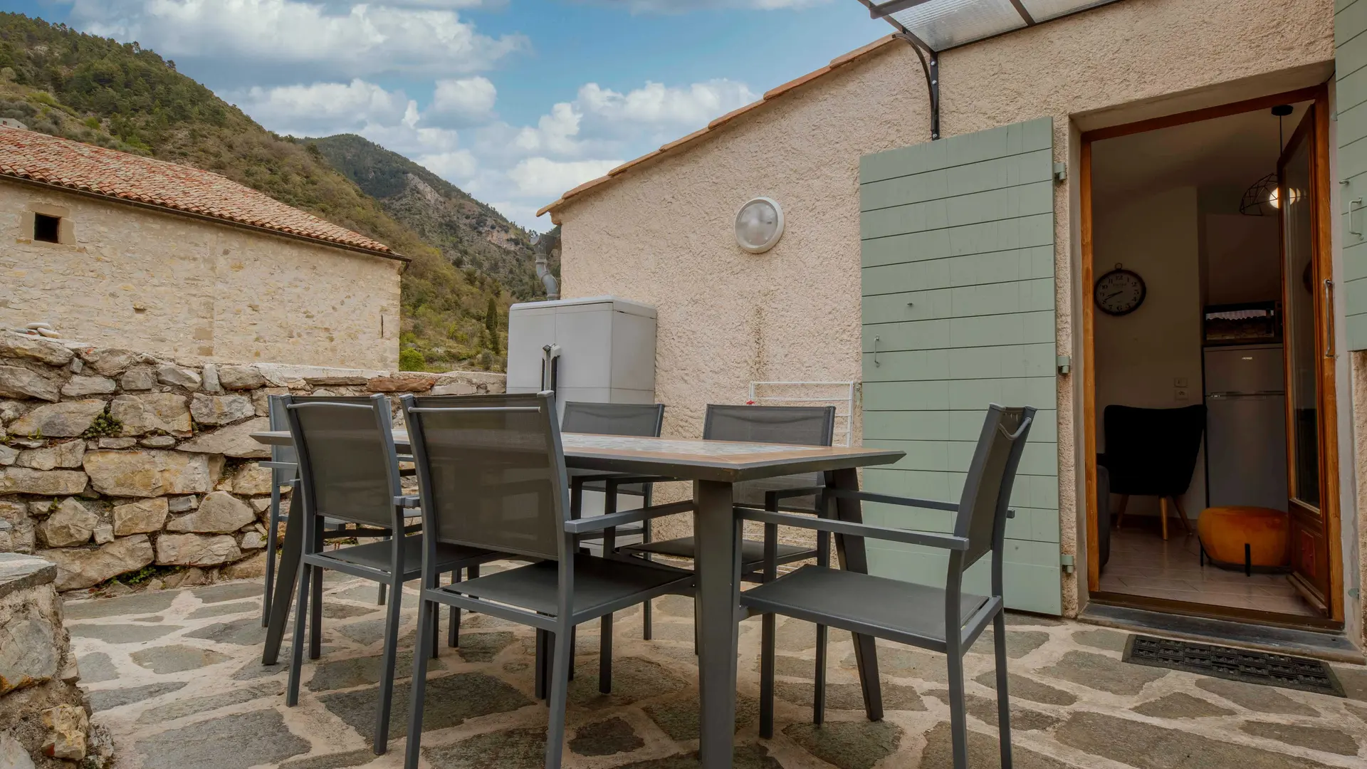 Terrasse, Baous de Lucéram Gîtes de France Alpes-Maritimes