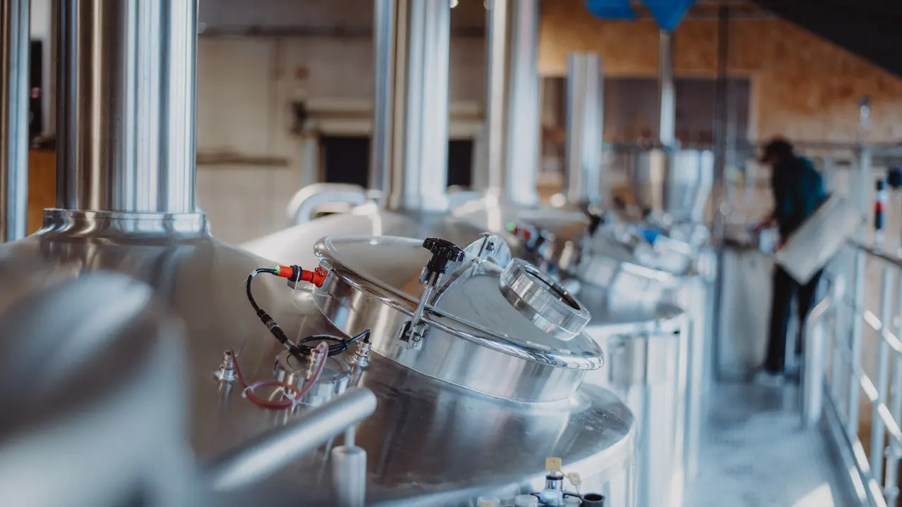 Salle de brassage - Brasserie artisanale de Serre-Ponçon - Visite