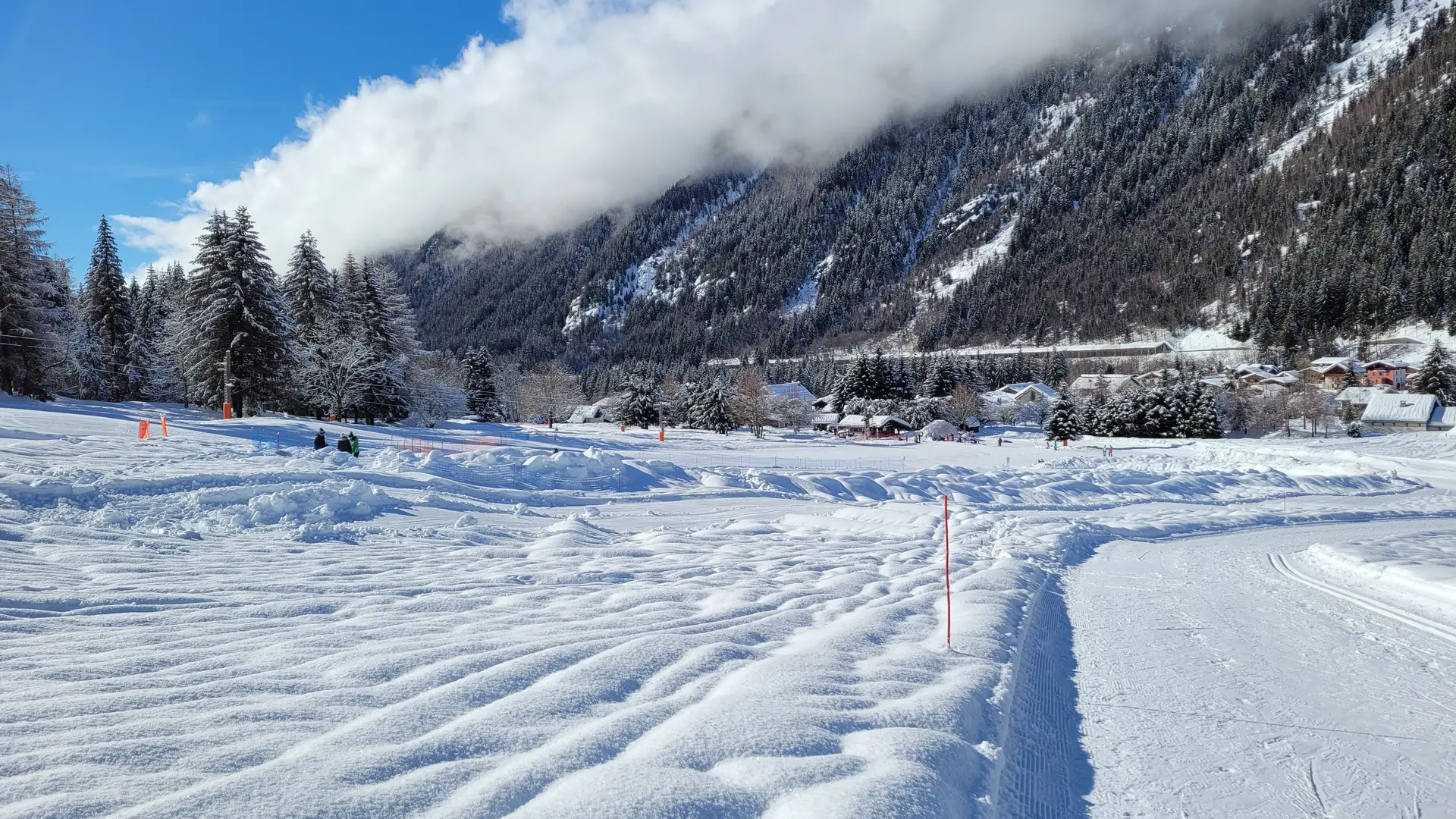 Vue sur la piste de fond