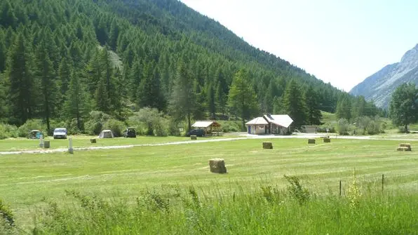 Intérieur camping en été