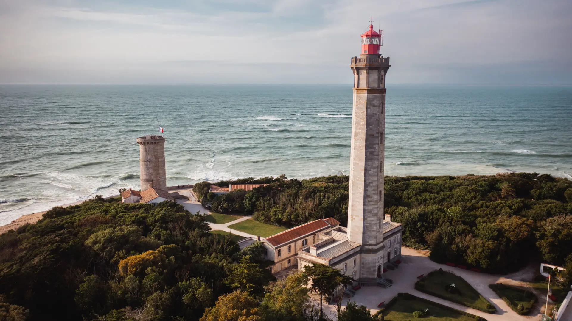 Le Grand Phare et la Vieille Tour