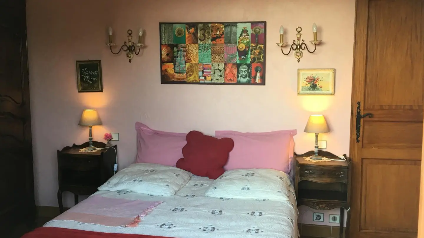 Gîte Chez Nino et Nunzia-Chambre 2 : 1 lit 140x190-Vence-Gîtes de France Alpes-Maritimes