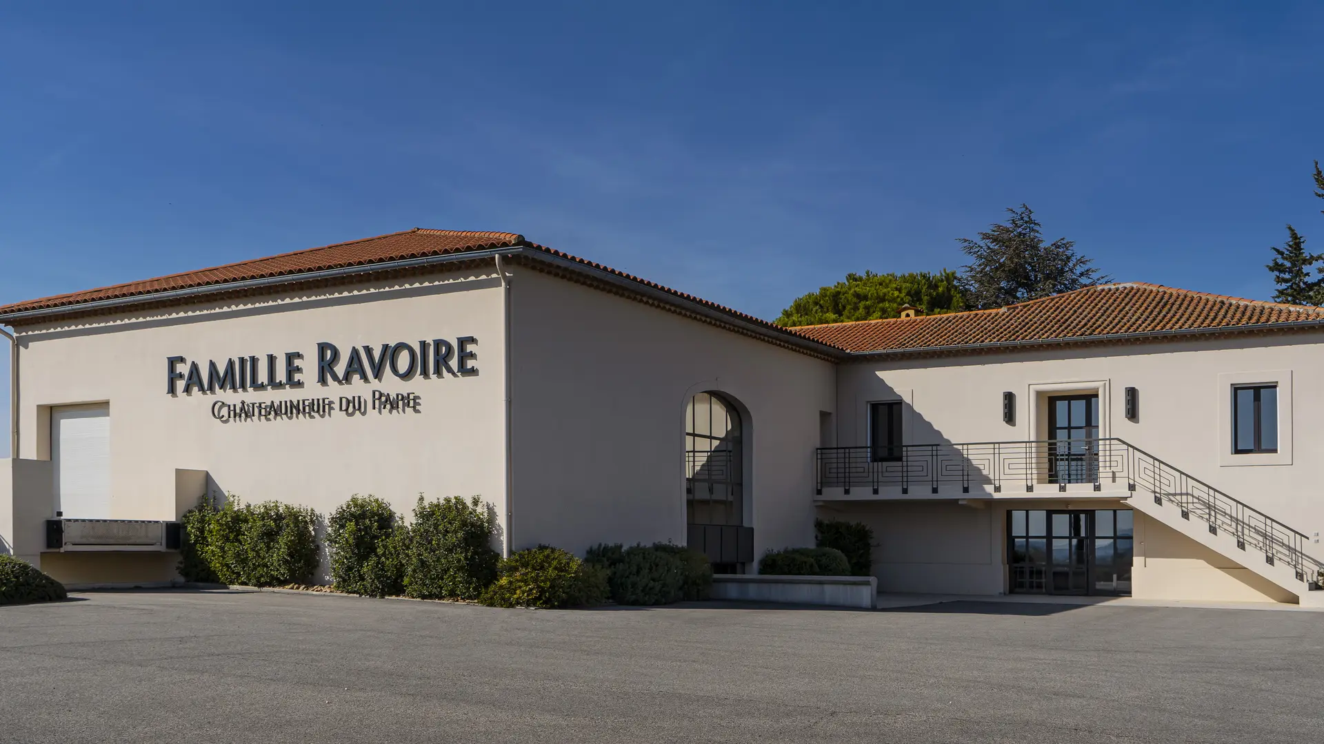 Caveau - Famille Ravoire – Châteauneuf-du-Pape