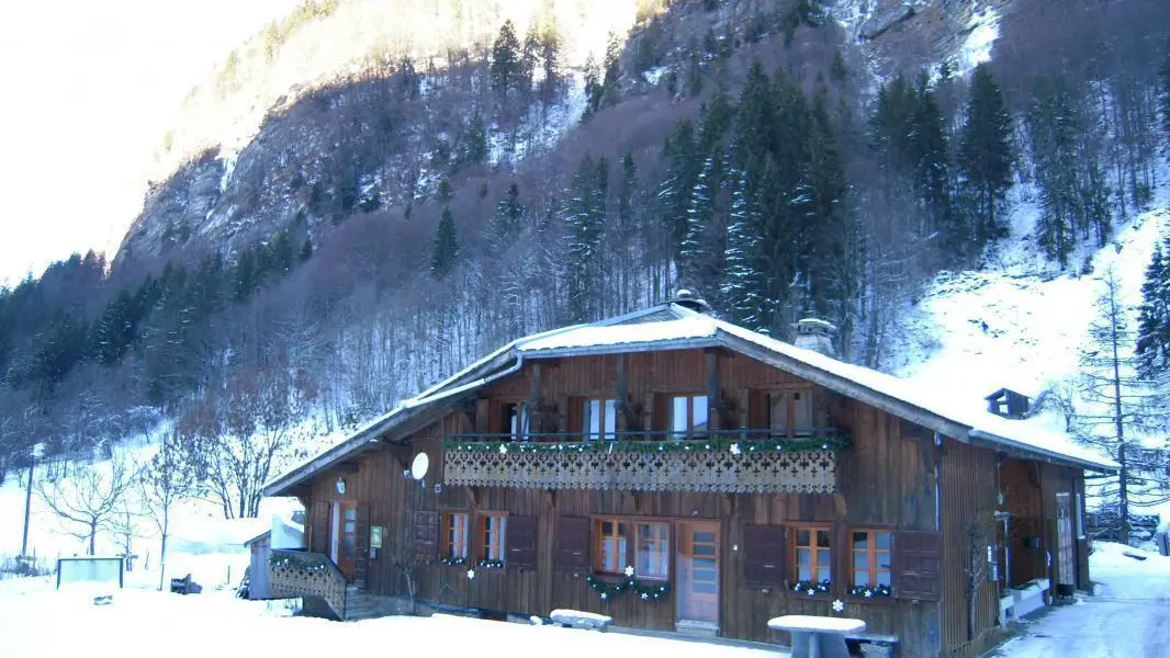 Vue générale du chalet - hiver