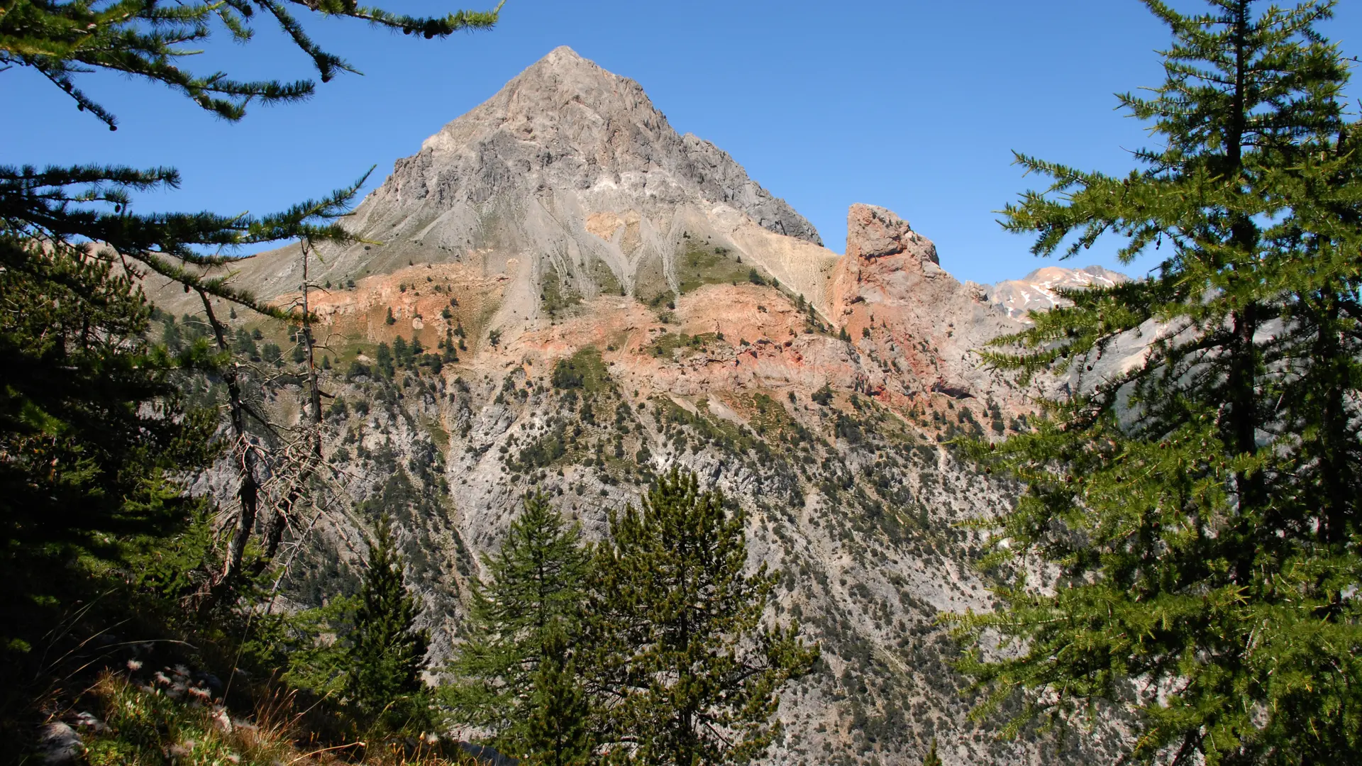 Aiguille Rouge, Névache