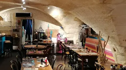 La mule Blanche Arles