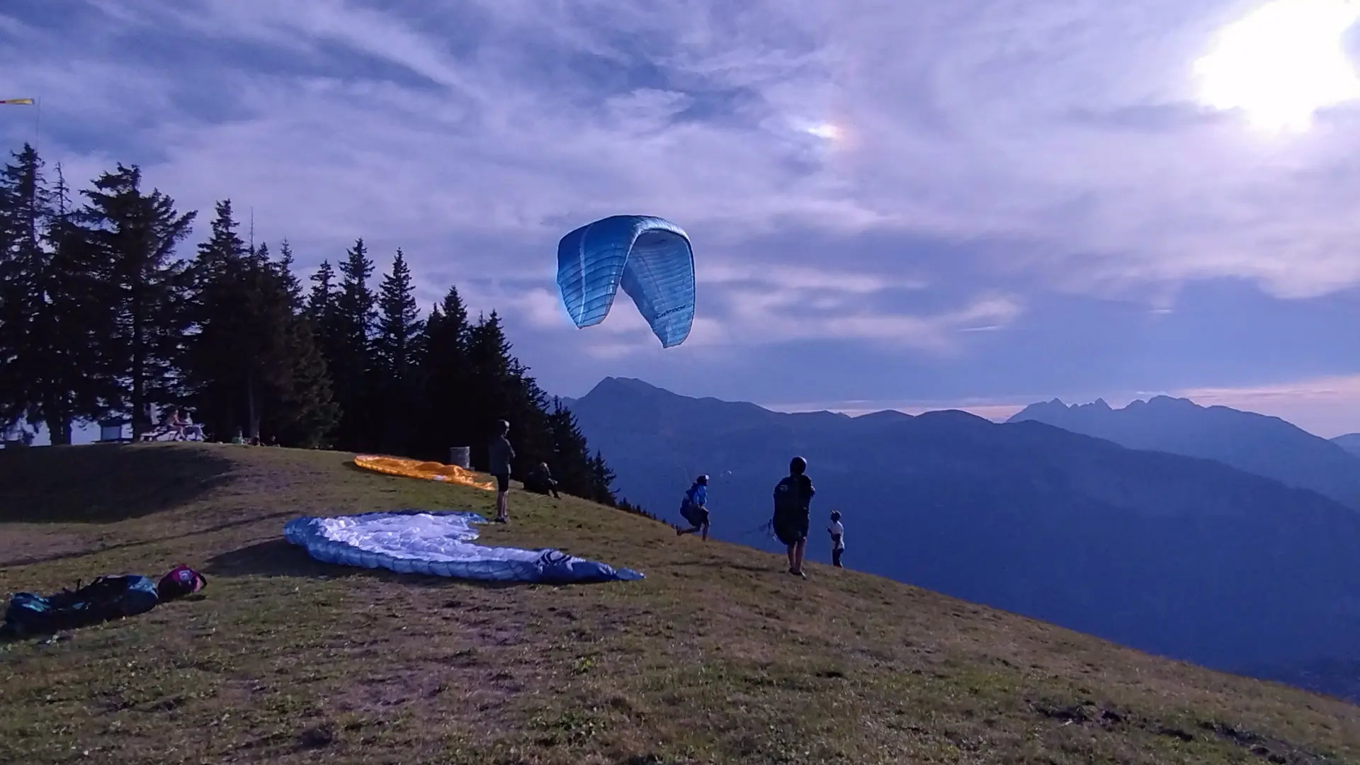 opstijgen van Les Carroz d'Arâches