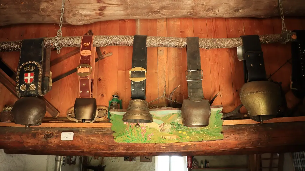 Cloches