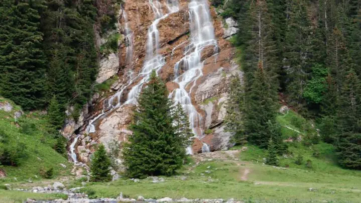 Cascade des Brochaux, Montriond