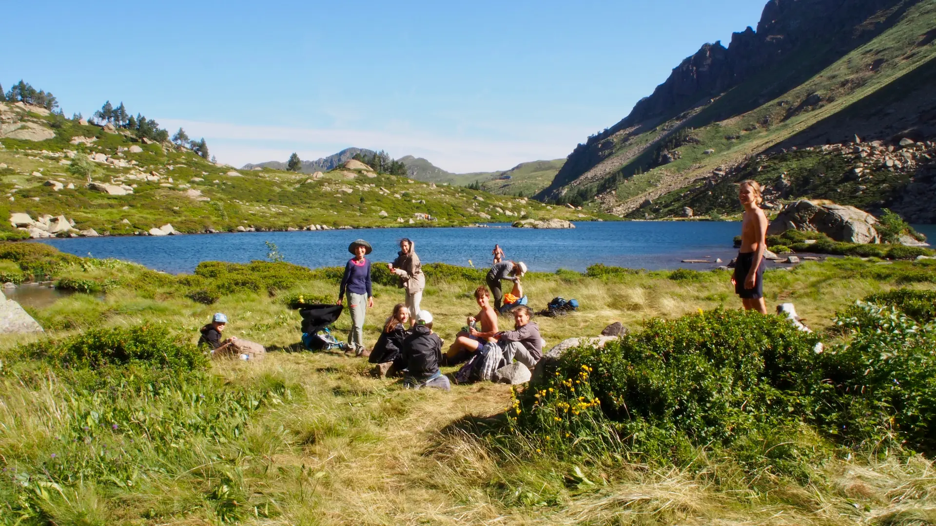 Pause autour d'un lac