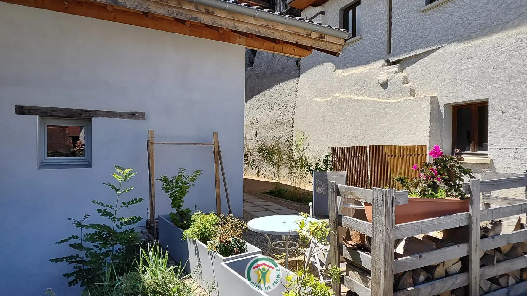 Petite terrasse extérieure