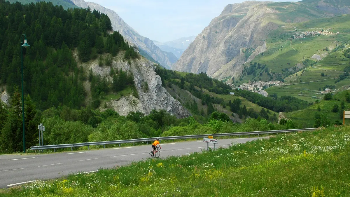 Vélo sous Villar d'Arène
