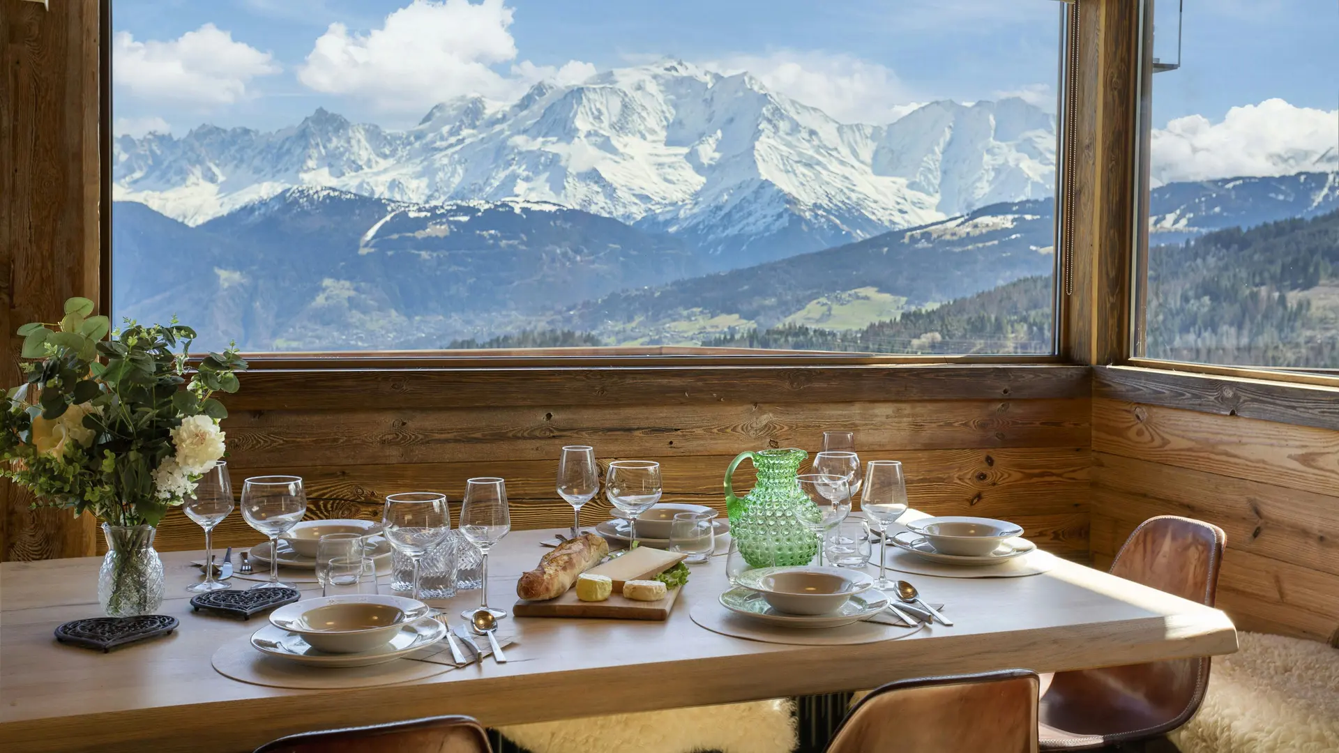 Salle à manger avec vue