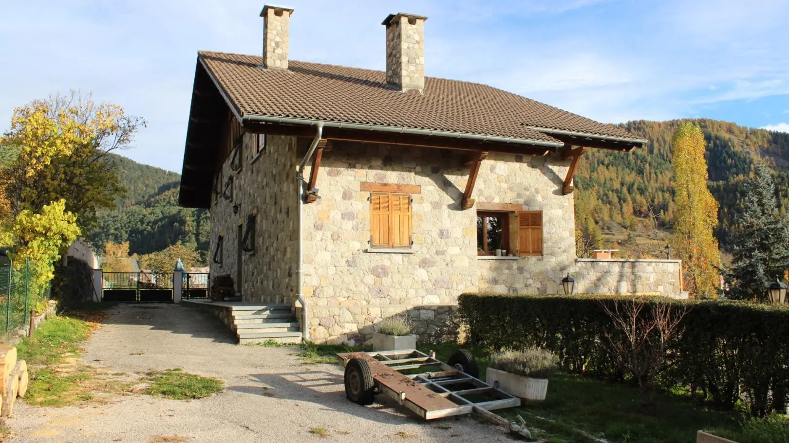 Gîte Les Mianes n°1-Entrée Gîte-Valdeblore-Gîtes de France des Alpes-Maritimes