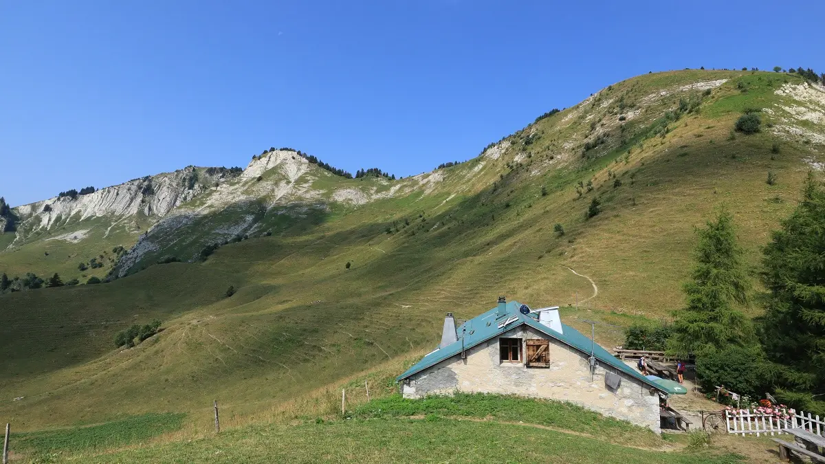 Alentours