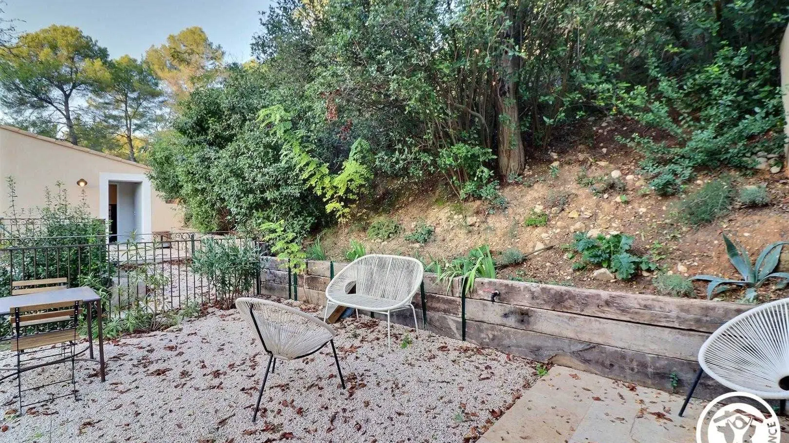 Villahélène-Maisond'hôtes-Jardin-Terasse-Aixenprovence