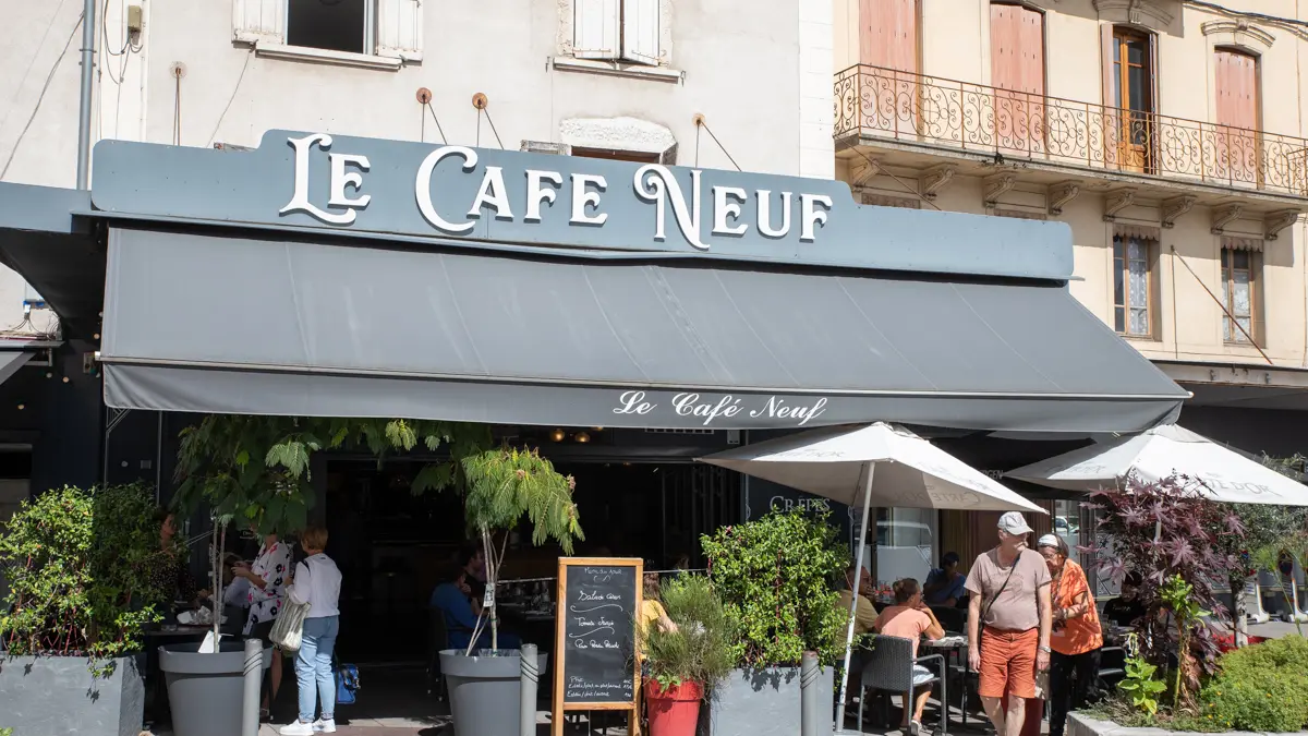 Le Café Neuf bar-brasserie à Belley