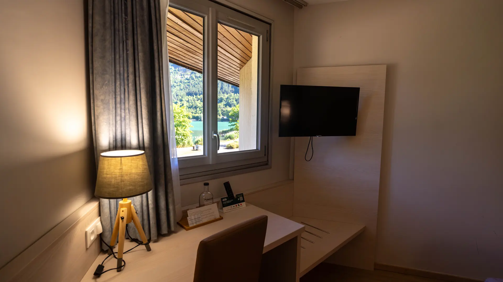 Vue lac depuis la chambre