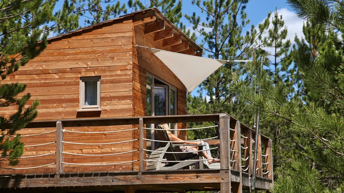 Cabane Cassiopée terrasse Luberon