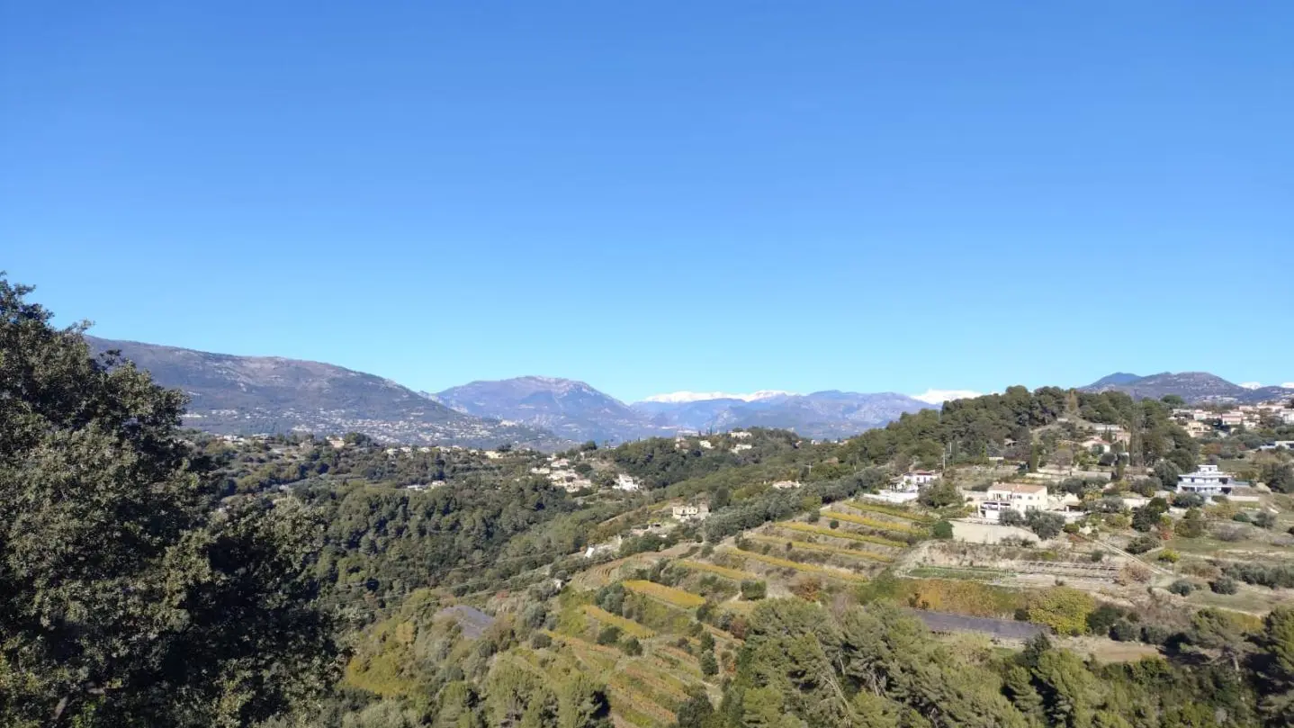 Vue depuis le Gîte Maïoun Crémat-Le Baou-Gîtes de France Alpes-Maritimes