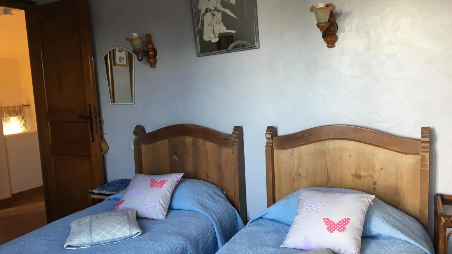 Gîte Chez Nino et Nunzia-Chambre 3 : 2 lit 90x190-Vence-Gîtes de France Alpes-Maritimes