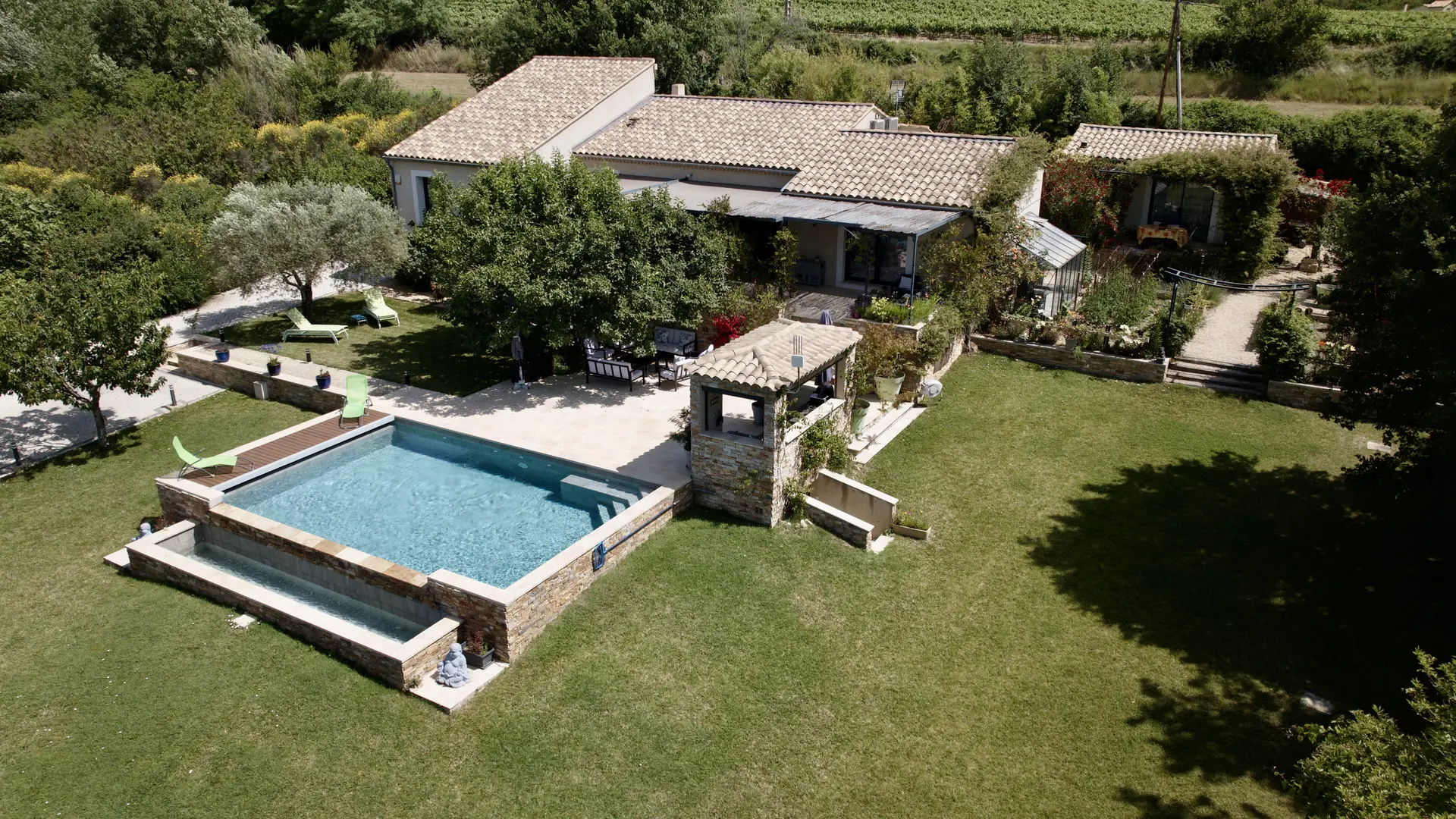 Meublé Jacquot Bernard_La Tour-d'Aigues