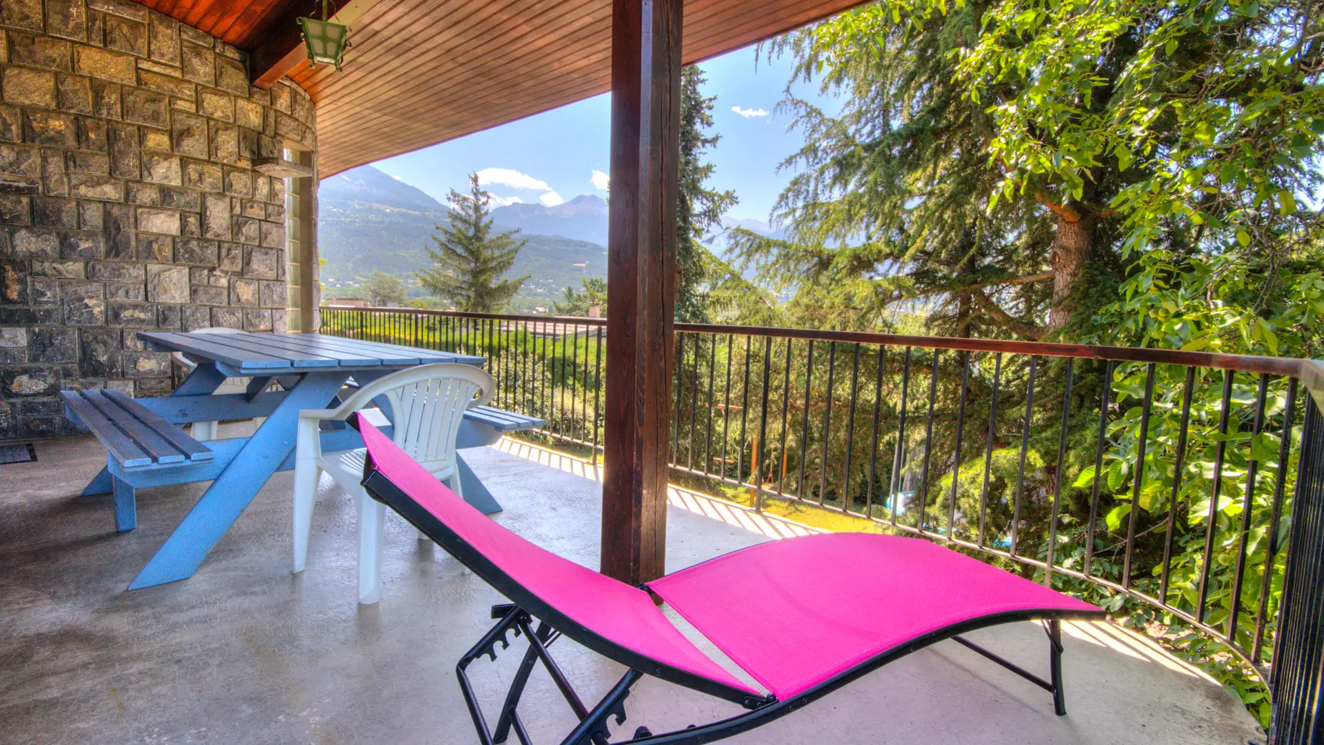 Les 4 soleils EMBRUN