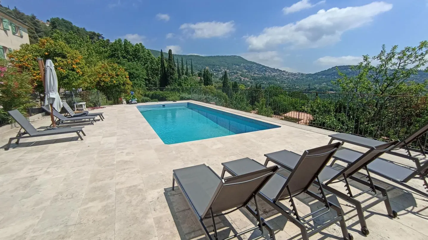 Piscine Gîte L'Olivier de Grasse Gîtes de France Alpes-Maritimes Grasse