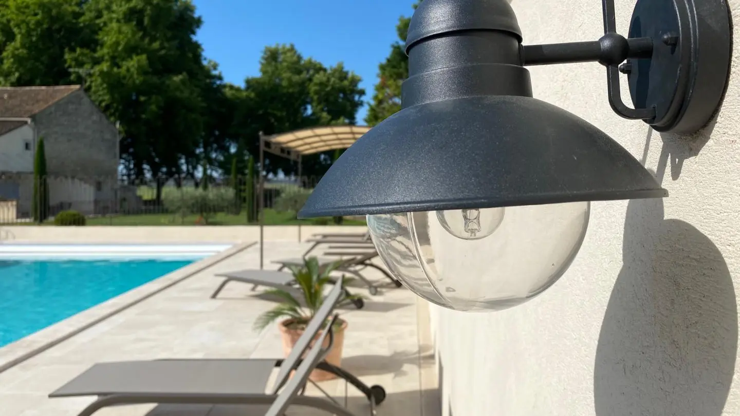 Transats de la piscine