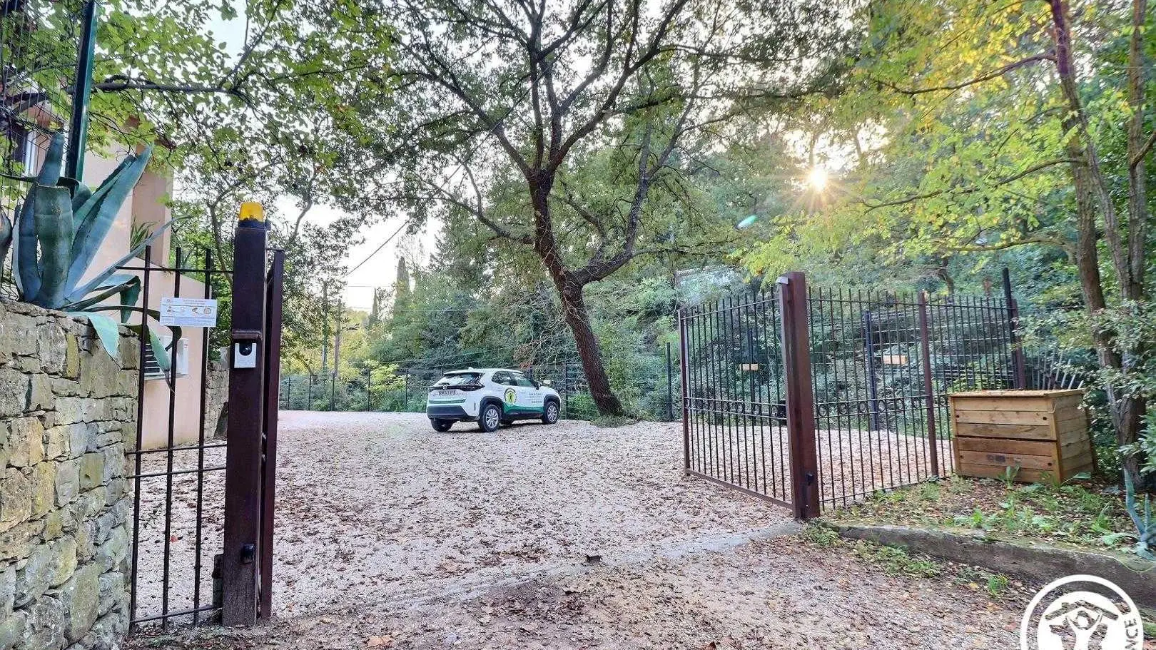 Villahélène-Maisond'hôtes-Jardin-Parking-Aixenprovence