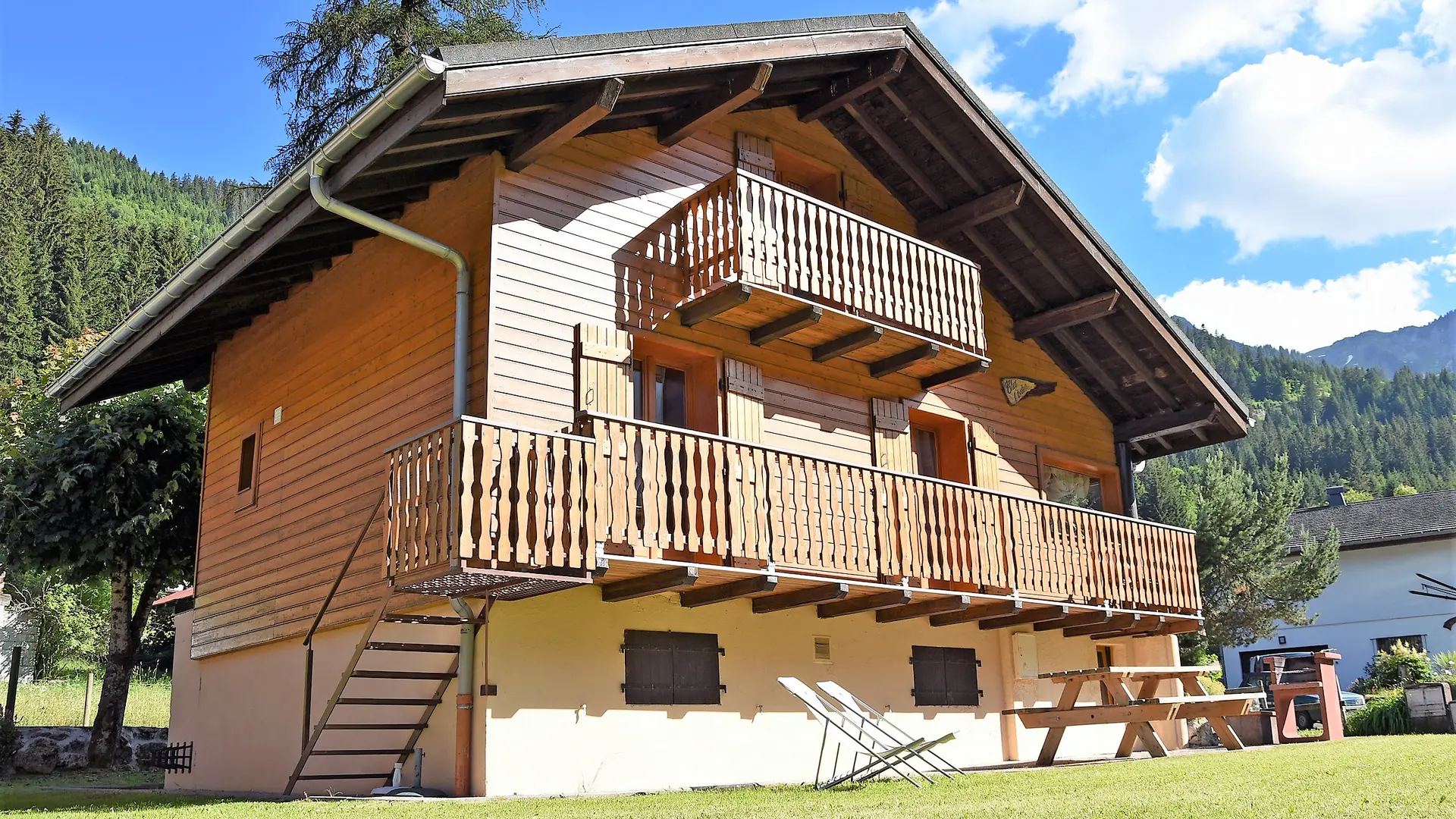 Chalet - Chez l'Tonton