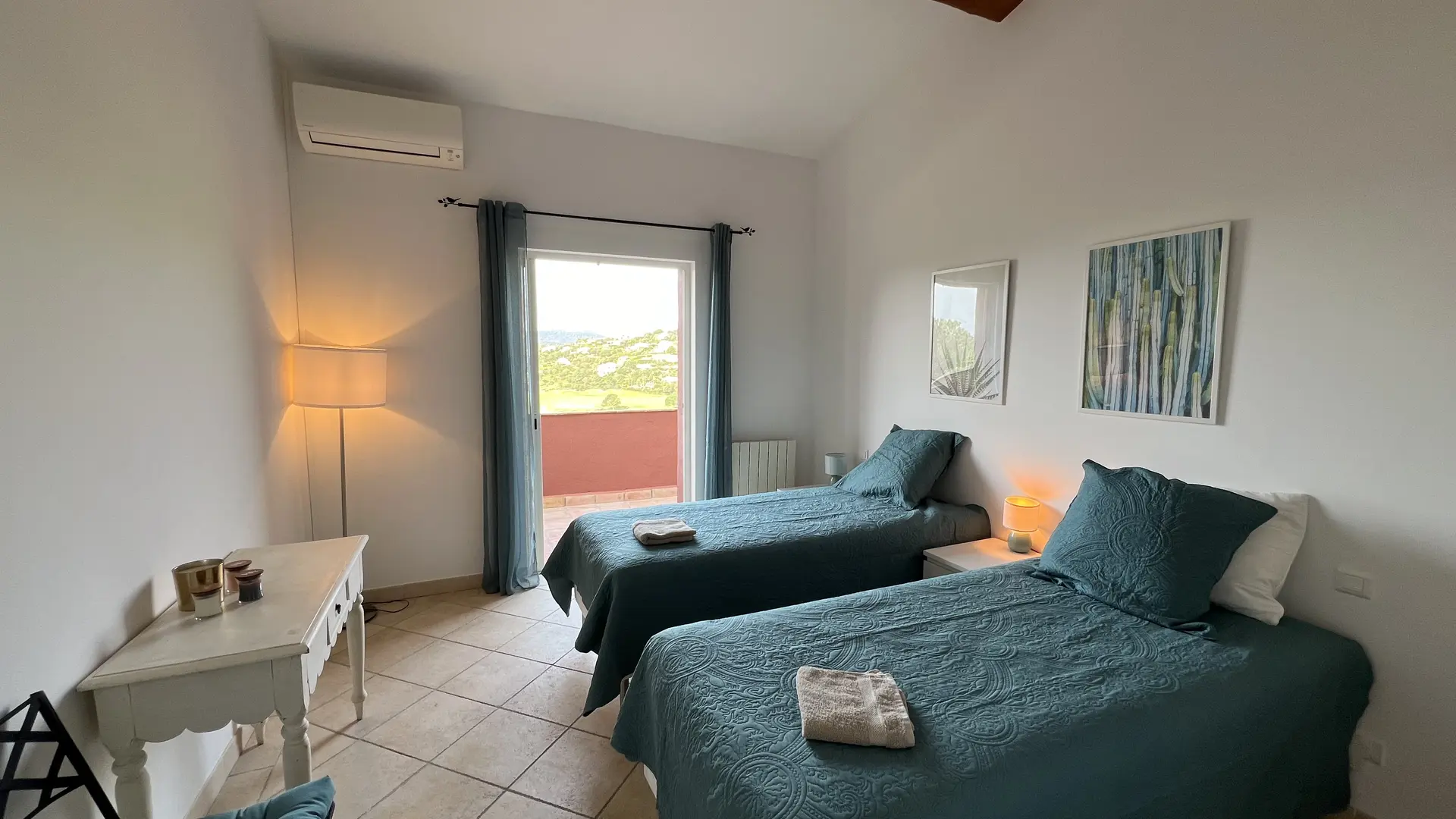 Chambre 2 lits avec terrasse