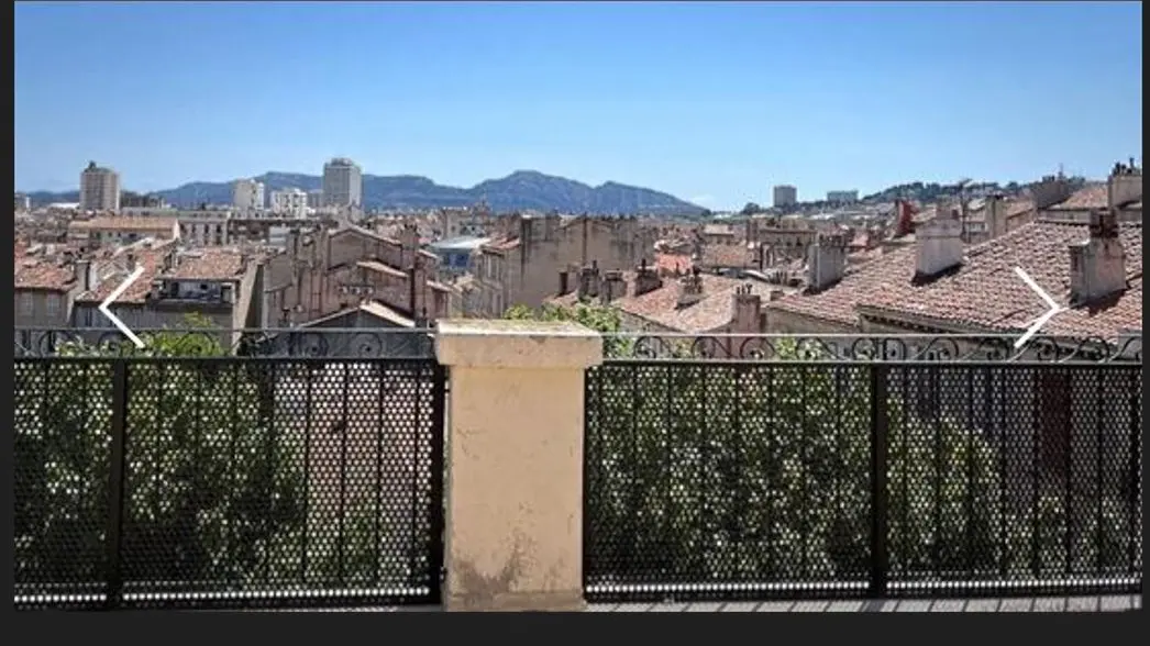 Vue panoramique de la chambre