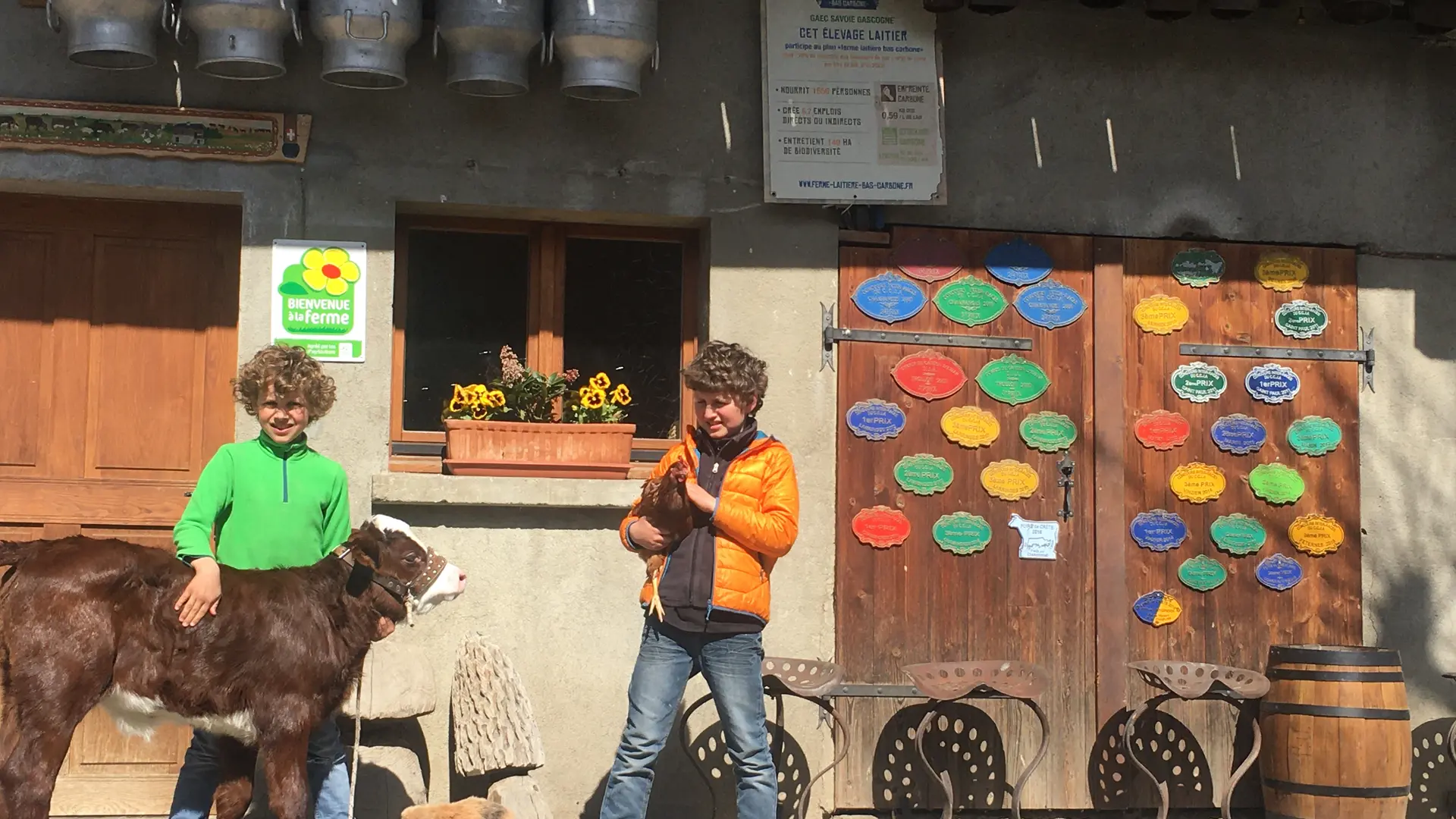Les enfants à la ferme