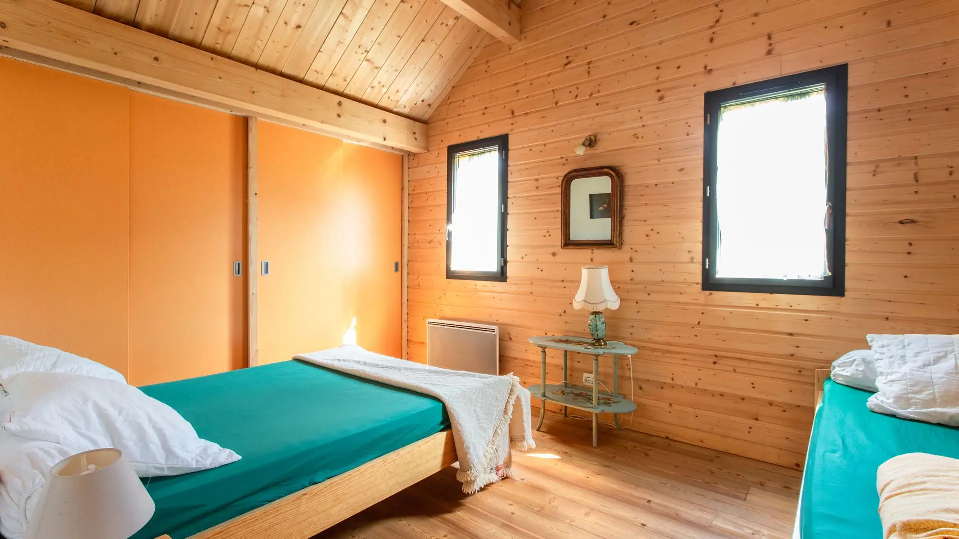 chambre avec lits tiroir