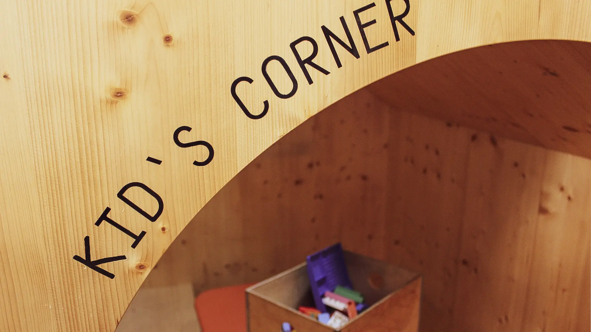 corner pour les enfant foam place du pin