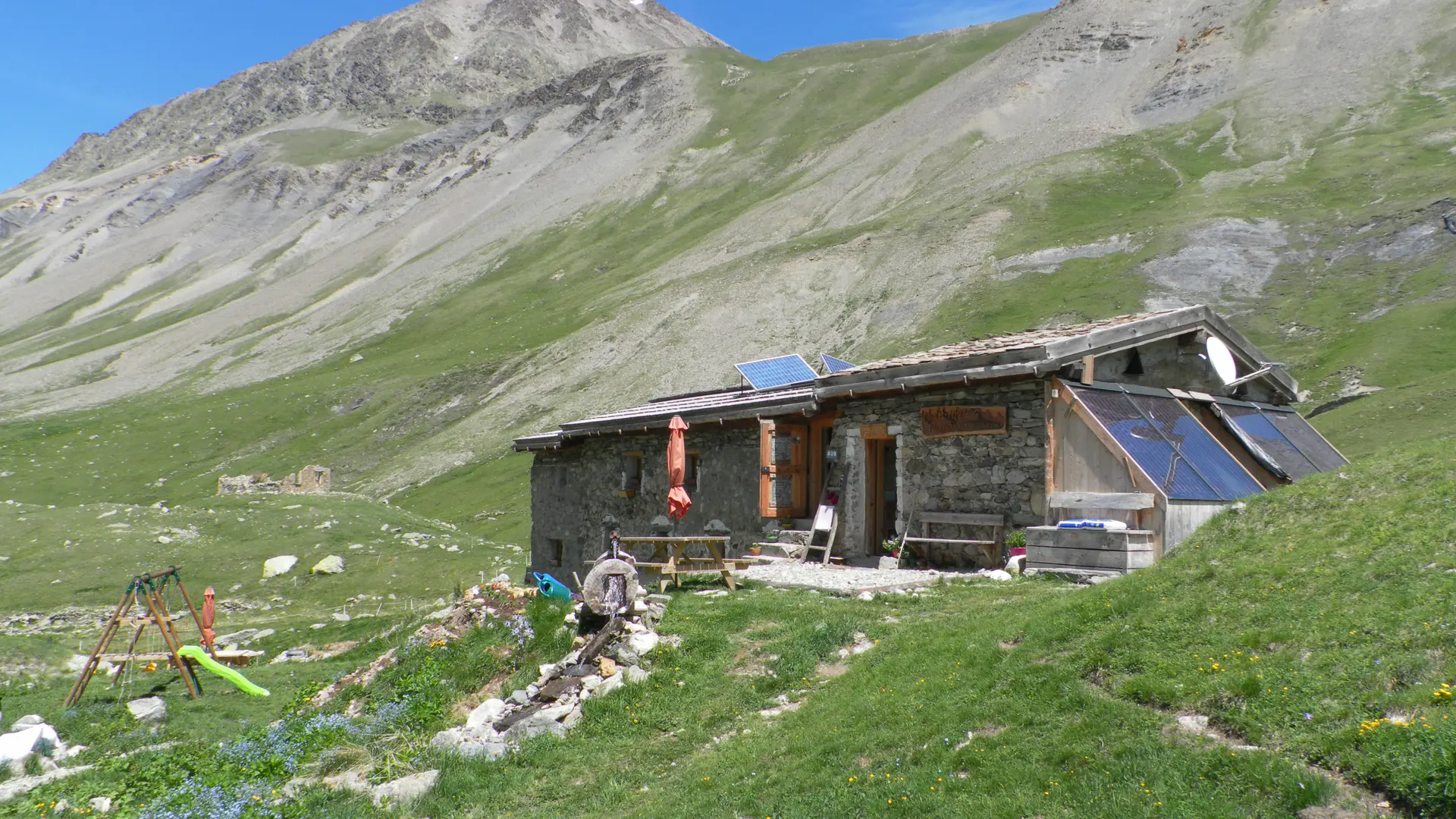 Le refuge de Chamoissière -  Villar d'Arène - La Grave