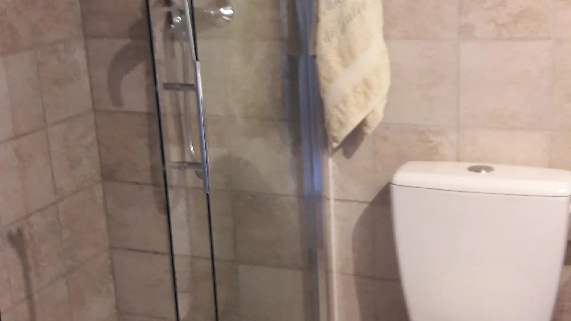 Salle de bain chambre Julie